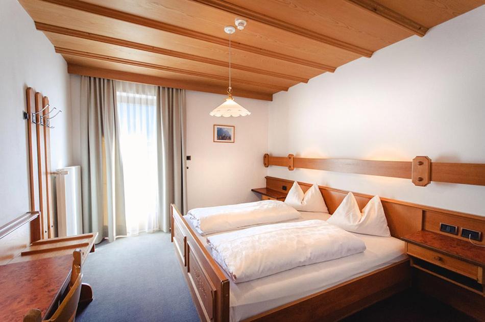 Smy Koflerhof Wellness & Spa Dolomiti Rasun di Sopra Rom bilde